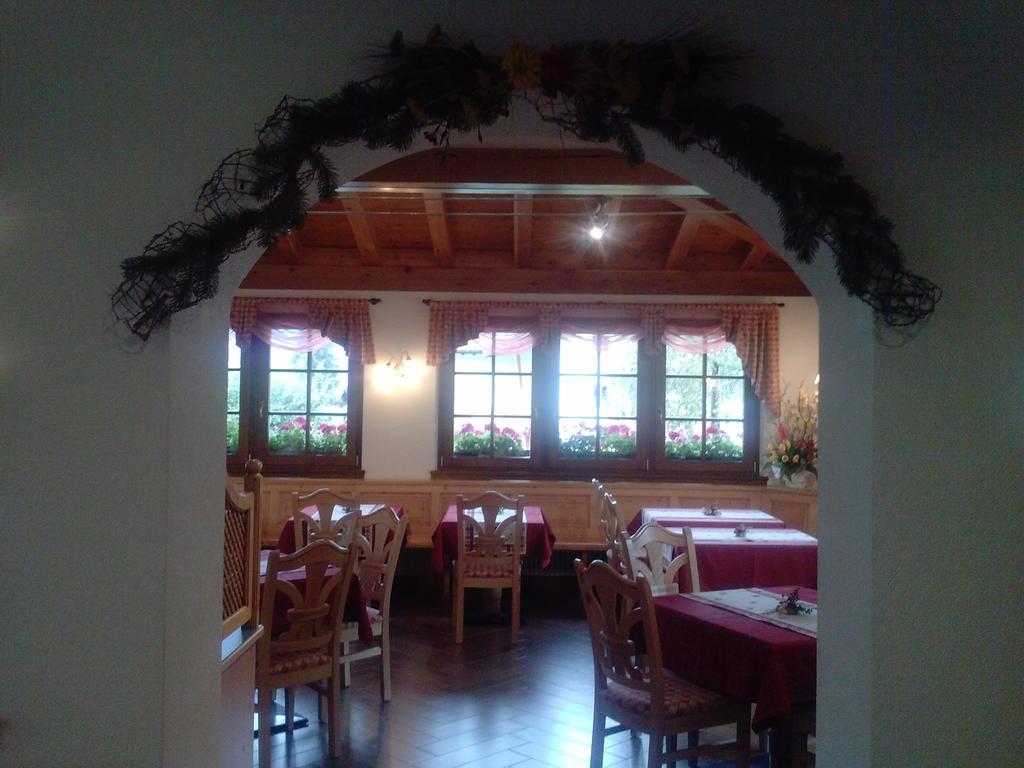 Hotel Villa Fosine Пинцоло Экстерьер фото