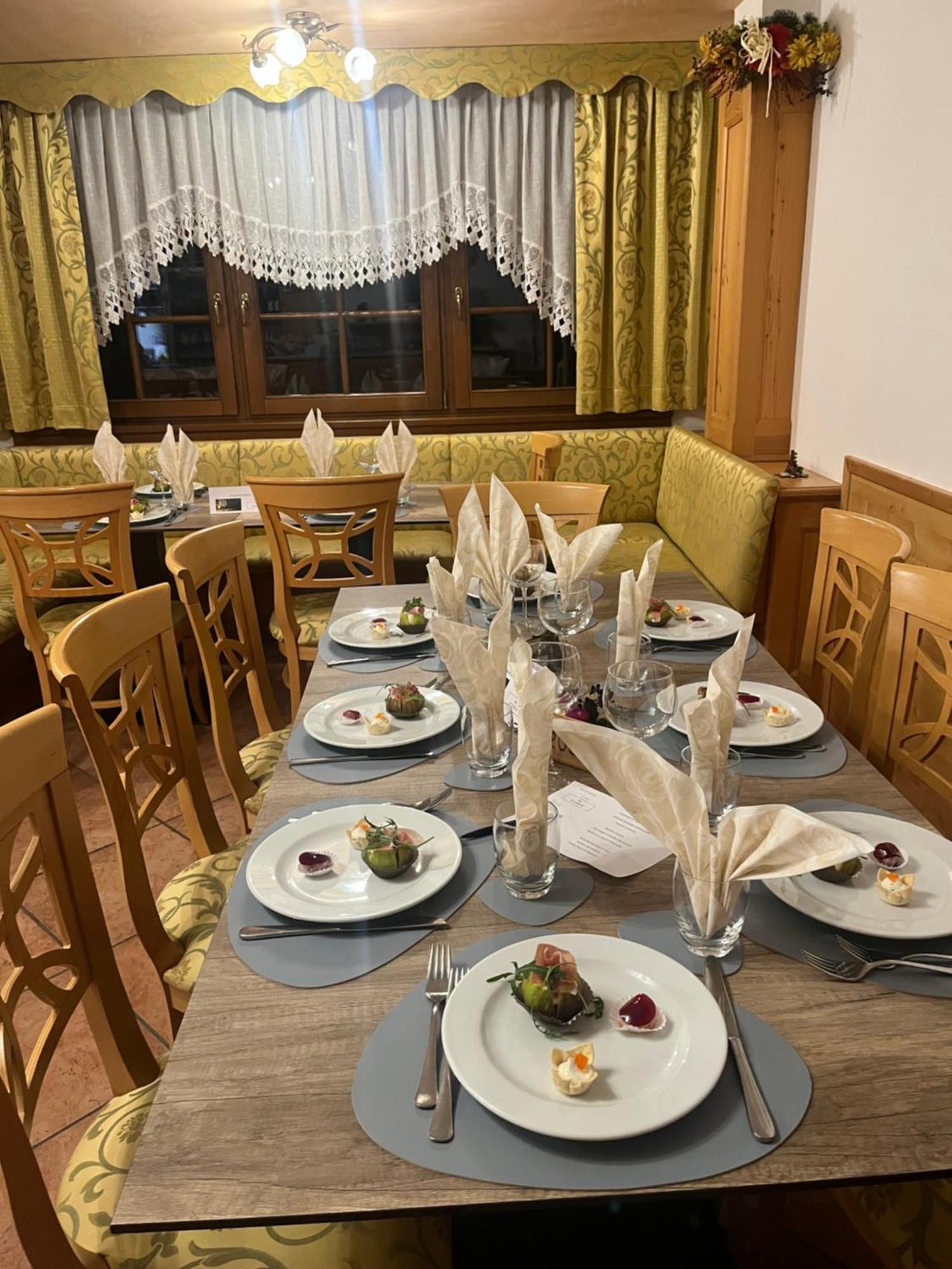 Hotel Villa Fosine Пинцоло Экстерьер фото